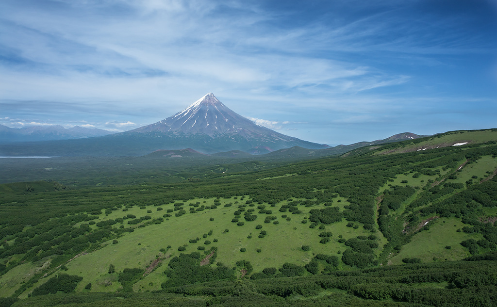 Kronotskaya Sopka is an active volcano 3528 meters (11,574 feet) high. The volcano has a beautiful p...