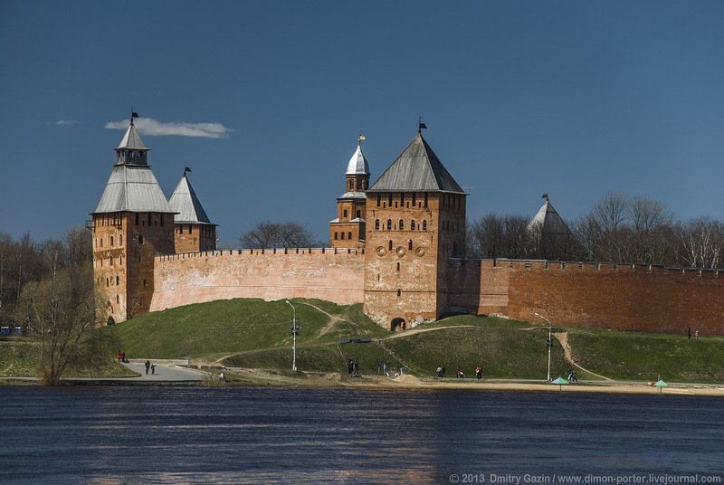 The fortress was totally rebuilt in 1478 to 1490 in the time of the Great Prince Ivan the third. On...
